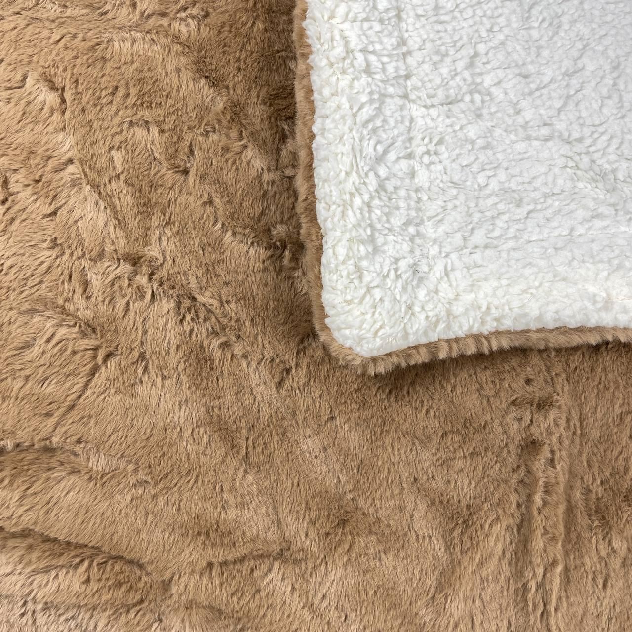 Коричневий подвійний